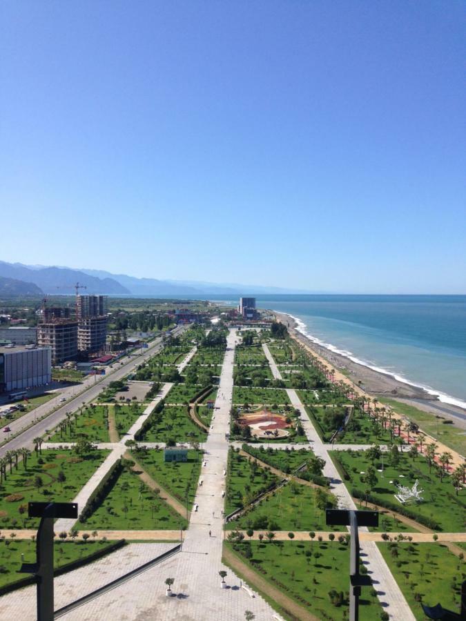 Coast Batumi Apart Hotel エクステリア 写真