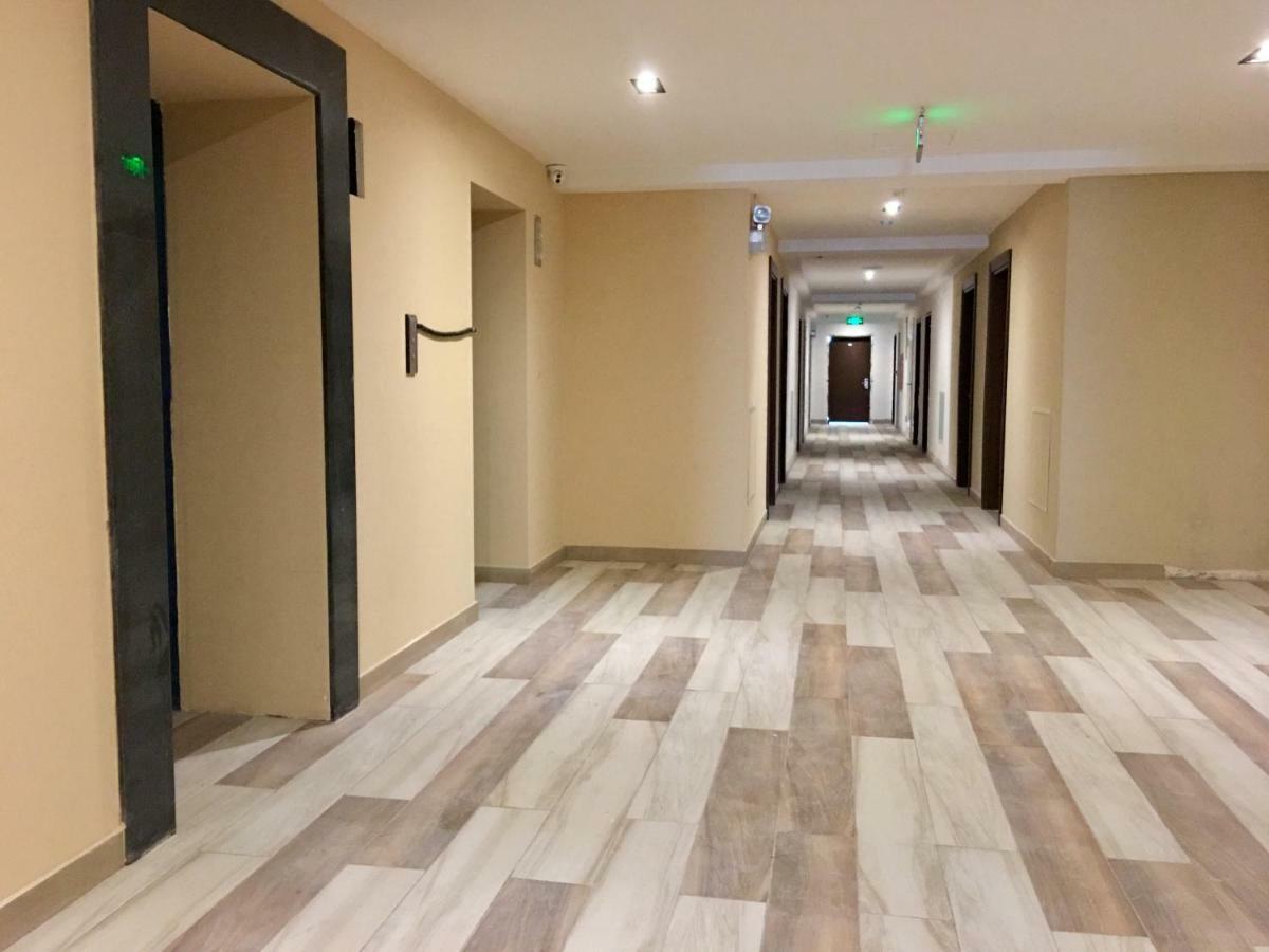 Coast Batumi Apart Hotel エクステリア 写真