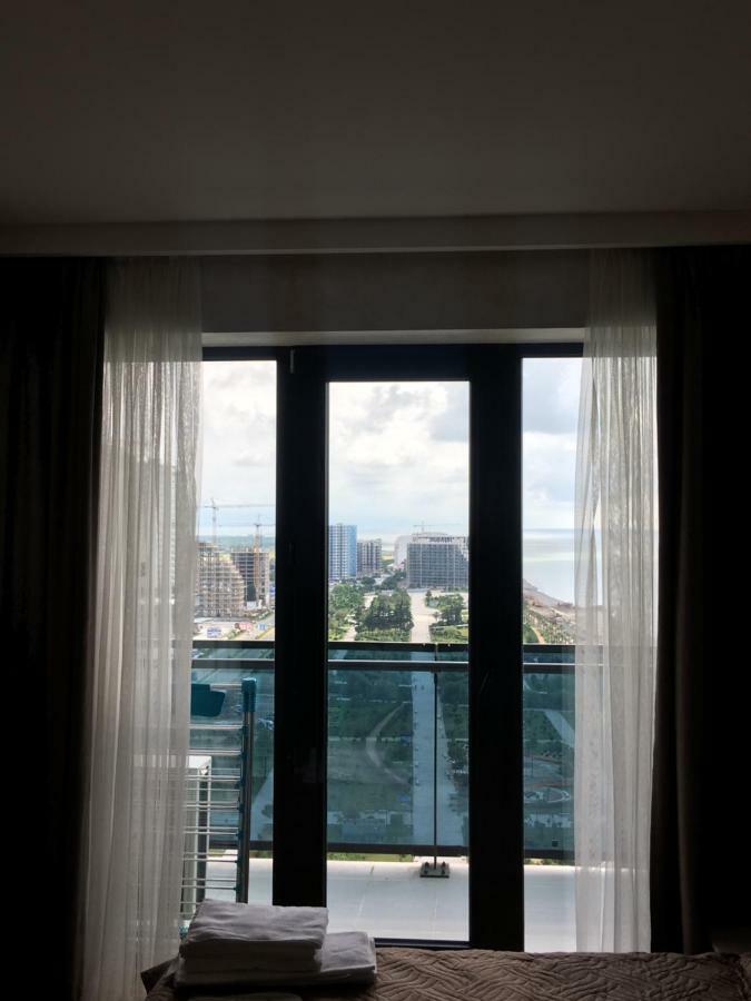 Coast Batumi Apart Hotel エクステリア 写真
