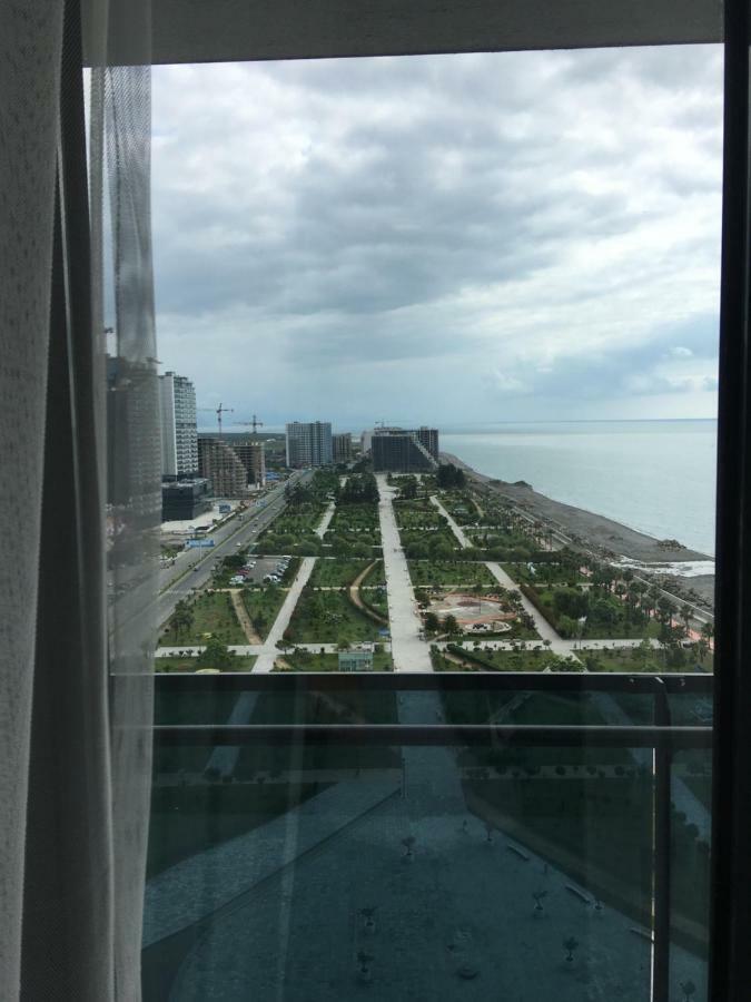 Coast Batumi Apart Hotel エクステリア 写真